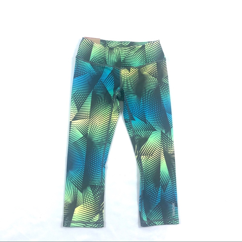 NWT Reebok skinny capris XS